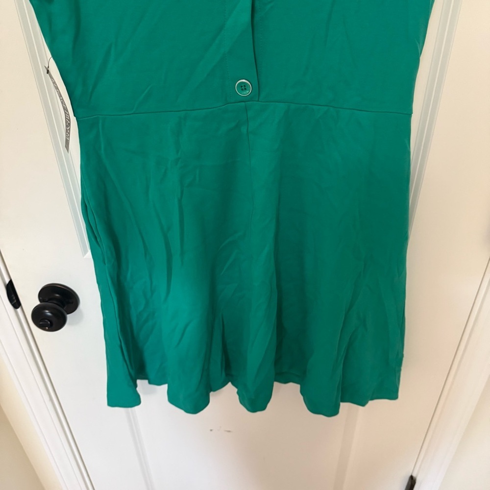 New York & Company Green Button-Back Mini Dress - Picture 3 of 9